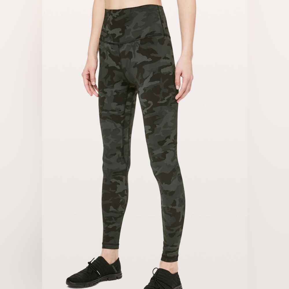 Like New Lululemon Align 25” Green Camo